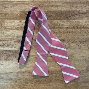 Collared Greens Bowtie 🔥🔥🔥